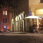 Miodowa 34